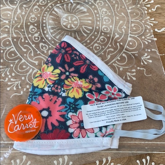 Very Carrot Face Masks 4 for 40 - Picture 4 of 6